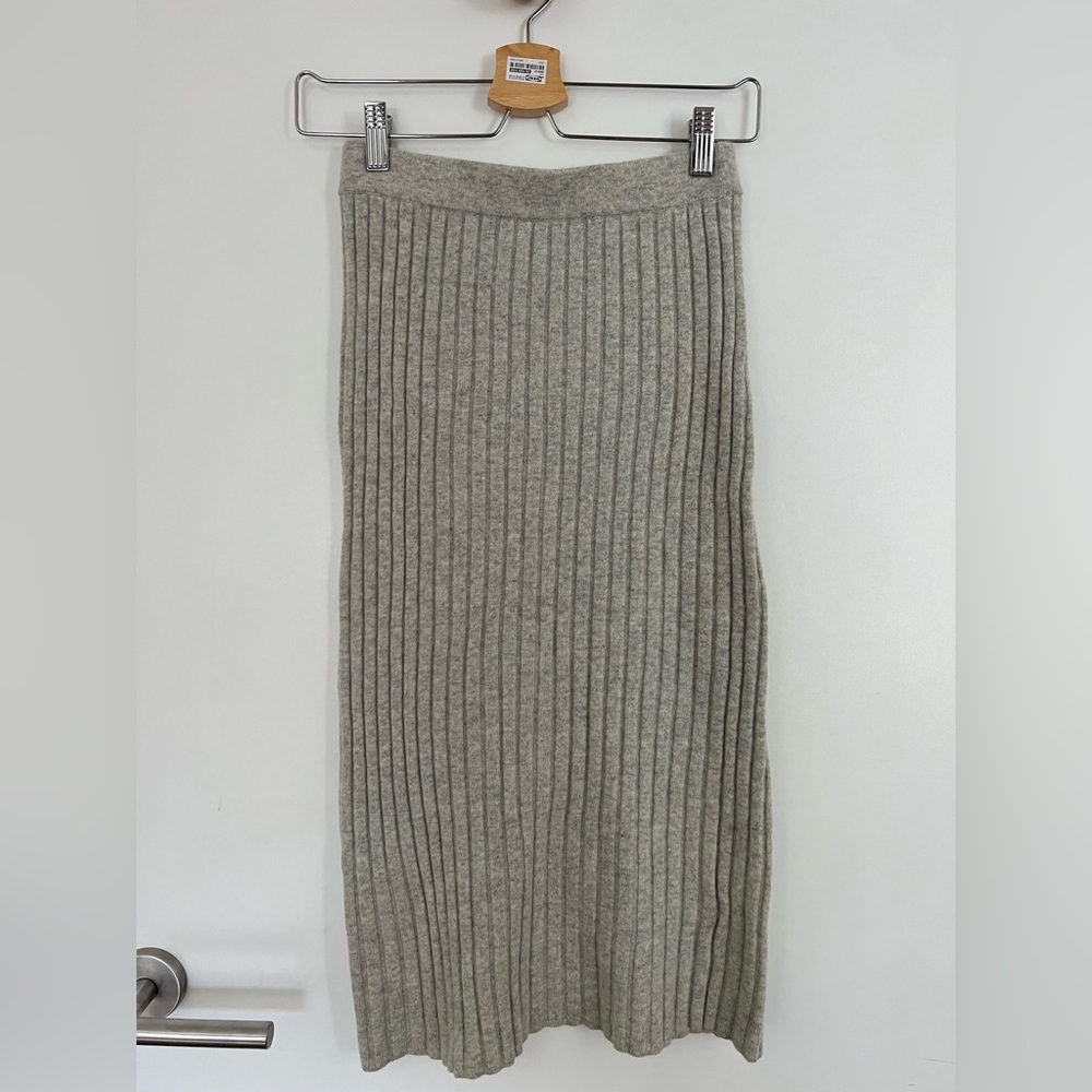 Club Monaco Wool Skirt Size XS women gray
